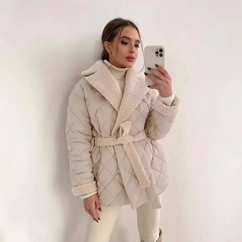 Street Fashion England - Elegant Quilted With Faux Fur Lining