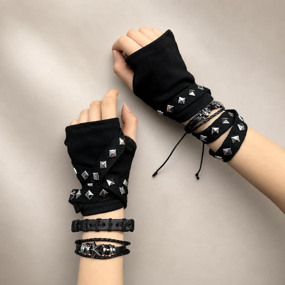 Street Fashion Gloves - Metal Rivet Detail Women's Fingerless Gloves