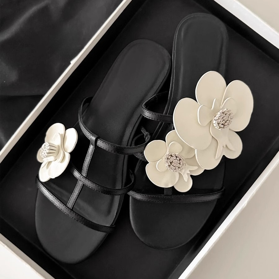Street Fashion Clothing - Summer New Shoes for Women Slipper