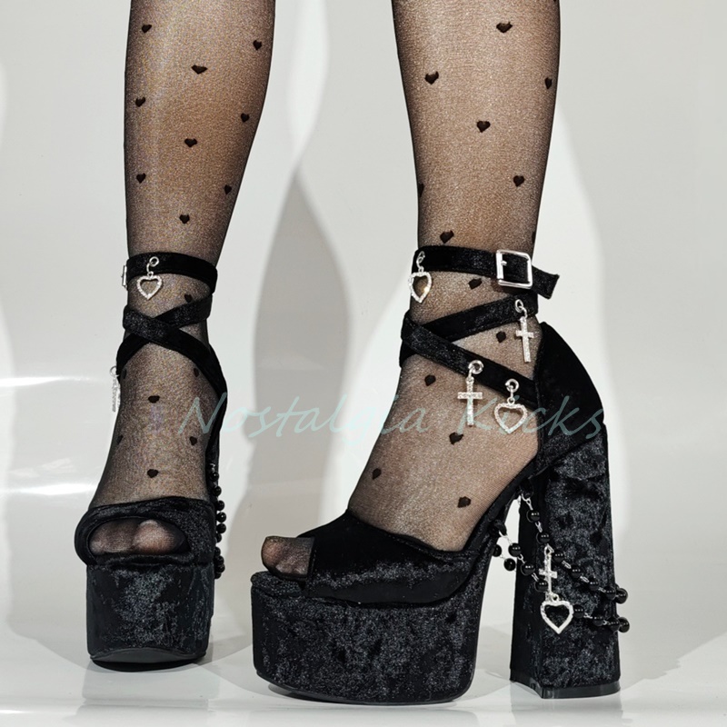 Gothic Black Velvet Platform H - огляд і ціна Street Fashion Rome