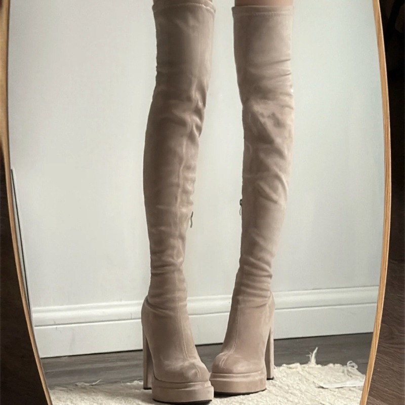 Nightclub Fashion Woman Thigh  - огляд і ціна Street Fashion Rome
